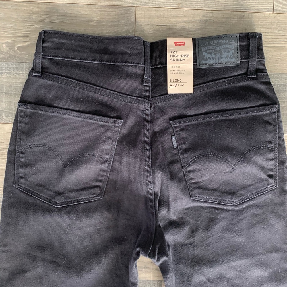 Levi’s 721 8 Long High Rise Skinny Destroyed Black Jeans - Picture 13 of 16